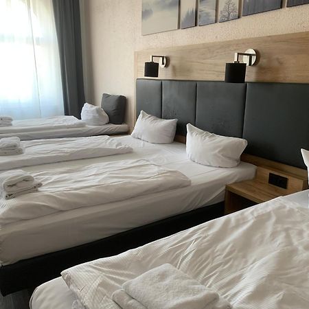 Hotel Bee Fang Хамбург Екстериор снимка