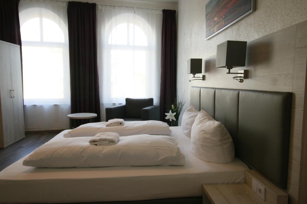 Hotel Bee Fang Хамбург Екстериор снимка