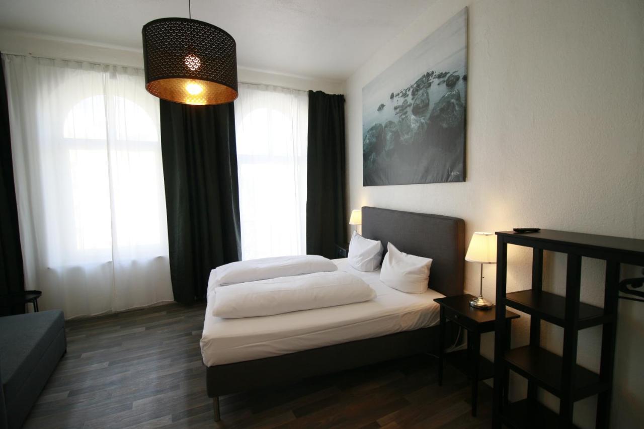 Hotel Bee Fang Хамбург Екстериор снимка