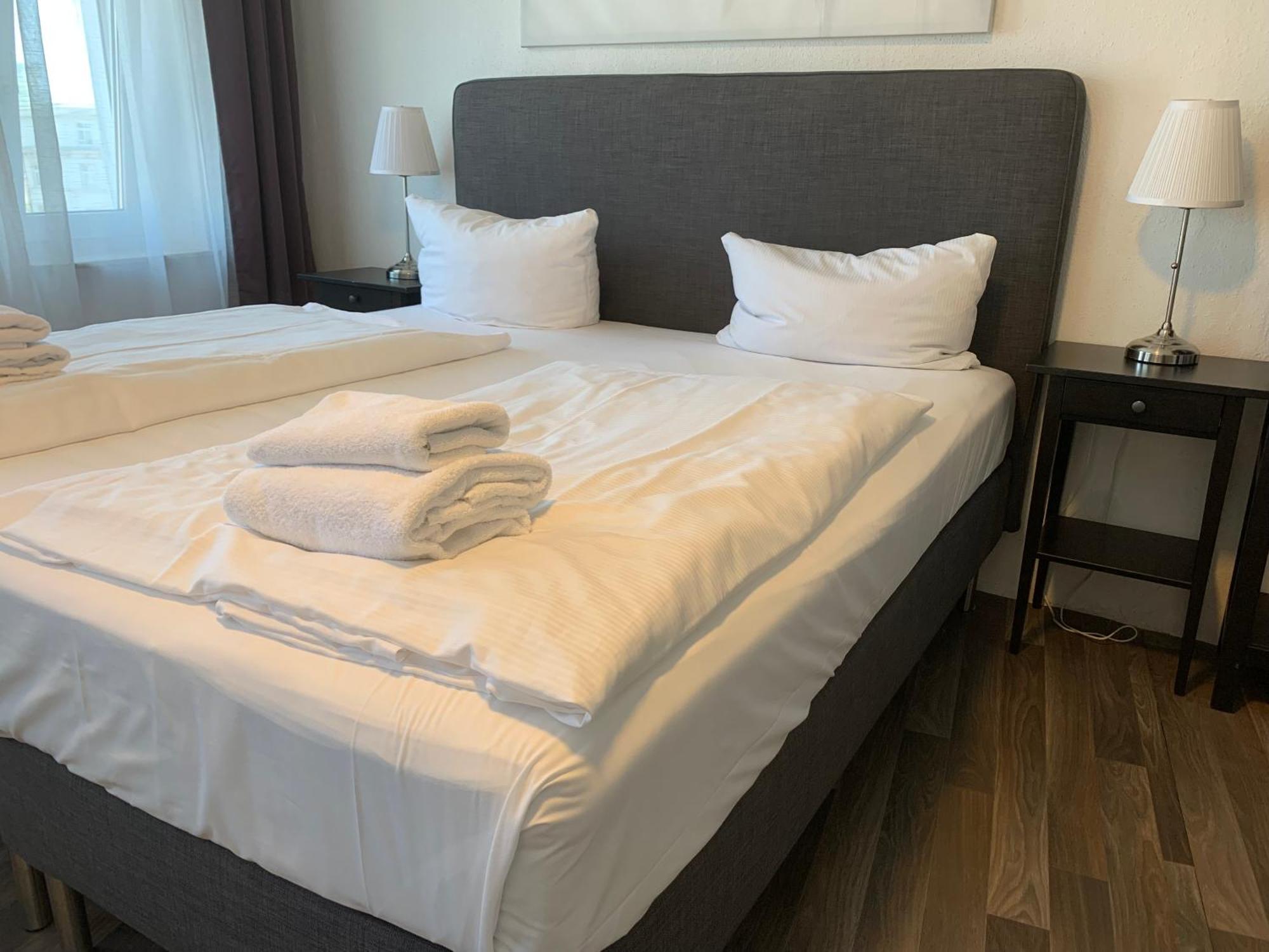 Hotel Bee Fang Хамбург Екстериор снимка